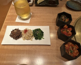 Dinner at Yoroniku