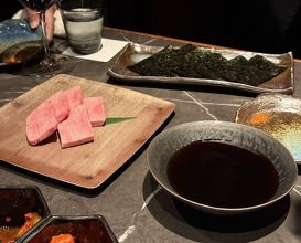 Dinner at YORONIKU TOKYO