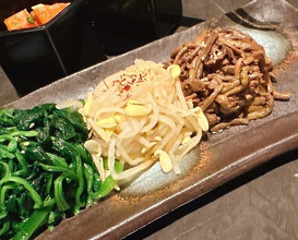 Dinner at YORONIKU TOKYO