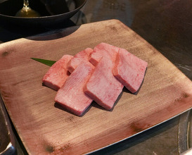 Dinner at YORONIKU TOKYO