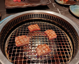 Dinner at YORONIKU TOKYO