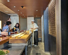 Dinner at Higashiyama Yoshihisa (東山 吉寿)