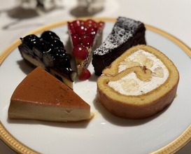 Dinner at APICIUS