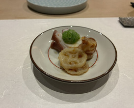 Dinner at Sushi Dokoro Arima (鮨処 有馬)
