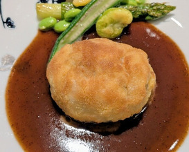 Dinner at Chez Inno (シェ・イノ)