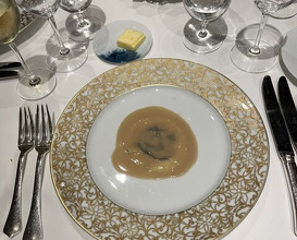 Dinner at Chez Inno (シェ・イノ)