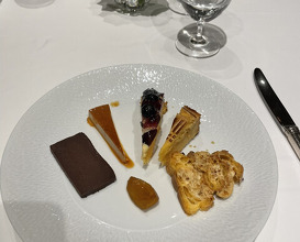 Dinner at Chez Inno (シェ・イノ)