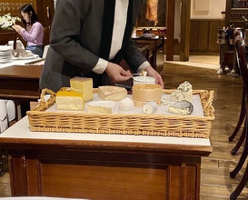 Dinner at Chez Inno (シェ・イノ)