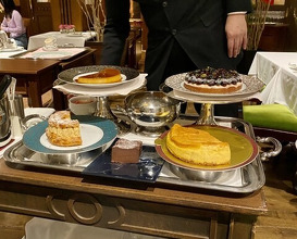 Dinner at Chez Inno (シェ・イノ)