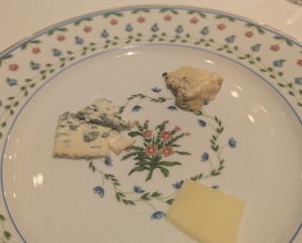 Dinner at Chez Inno (シェ・イノ)
