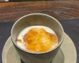 Dinner at Den (傳)