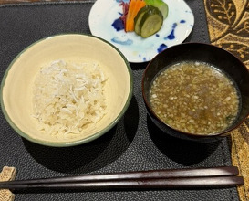Dinner at Den (傳)