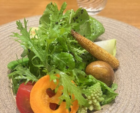 Dinner at Den (傳)