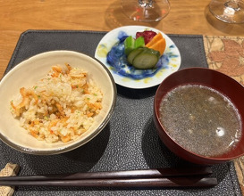 Dinner at Den (傳)