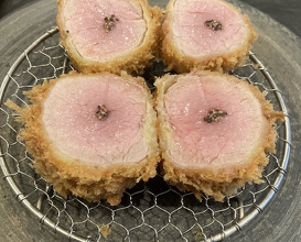 Dinner at Tonkatsu Fujii (とんかつ ふじ井)