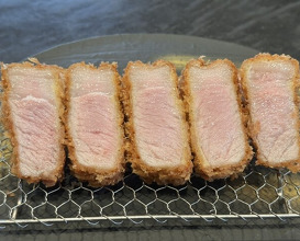 Dinner at Tonkatsu Fujii (とんかつ ふじ井)