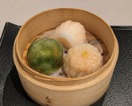 Dinner at Chinese Hanten Fureika (中国飯店 富麗華)