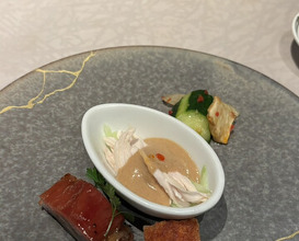 Dinner at Chinese Hanten Fureika (中国飯店 富麗華)