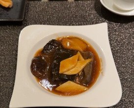 Dinner at Chinese Hanten Fureika (中国飯店 富麗華)