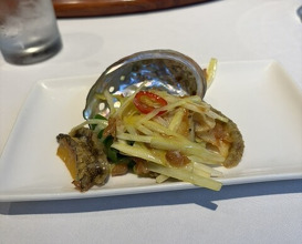 Dinner at Chinese Hanten Fureika (中国飯店 富麗華)
