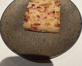 Dinner at Chinese Hanten Fureika (中国飯店 富麗華)