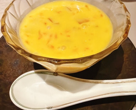 Dinner at Chinese Hanten Fureika (中国飯店 富麗華)