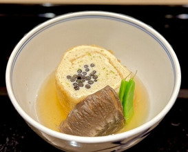 Dinner at Hassun (八寸)