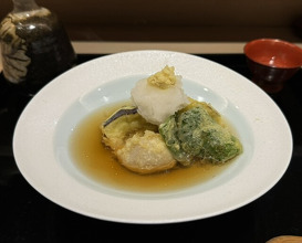Dinner at Hassun (八寸)