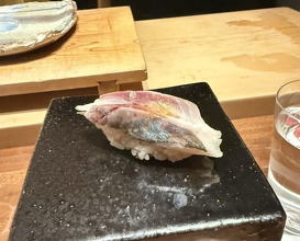Dinner at HATSUNEZUSHI (初音鮨)