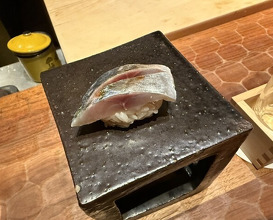 Dinner at HATSUNEZUSHI (初音鮨)