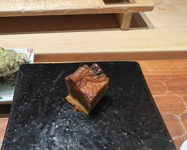 Dinner at HATSUNEZUSHI (初音鮨)