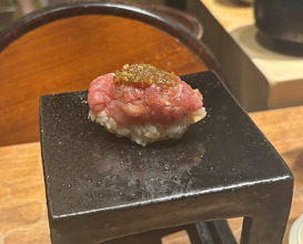 Dinner at HATSUNEZUSHI (初音鮨)