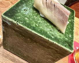 Dinner at HATSUNEZUSHI (初音鮨)