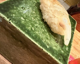 Dinner at HATSUNEZUSHI (初音鮨)