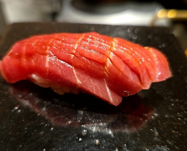 Dinner at HATSUNEZUSHI (初音鮨)