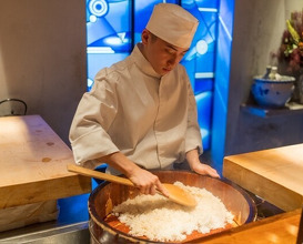 Dinner at HATSUNEZUSHI (初音鮨)