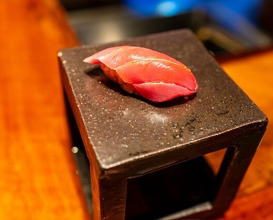 Dinner at HATSUNEZUSHI (初音鮨)