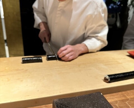 Dinner at HATSUNEZUSHI (初音鮨)