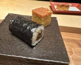 Dinner at HATSUNEZUSHI (初音鮨)