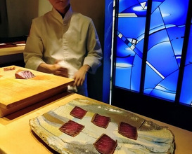 Dinner at HATSUNEZUSHI (初音鮨)