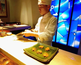 Dinner at HATSUNEZUSHI (初音鮨)