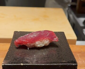 Dinner at HATSUNEZUSHI (初音鮨)
