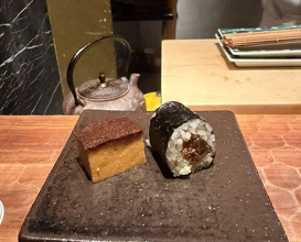 Dinner at HATSUNEZUSHI (初音鮨)