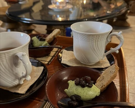 Dinner at HATSUNEZUSHI (初音鮨)