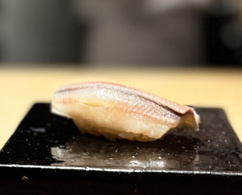 Dinner at HATSUNEZUSHI (初音鮨)