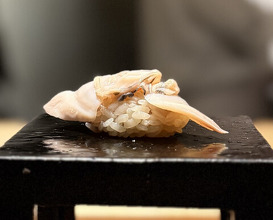 Dinner at HATSUNEZUSHI (初音鮨)