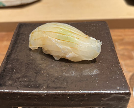 Dinner at HATSUNEZUSHI (初音鮨)