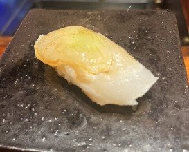 Dinner at HATSUNEZUSHI (初音鮨)