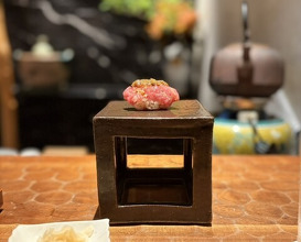 Dinner at HATSUNEZUSHI (初音鮨)