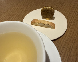 Dinner at Himawari Shokudo 2 (ひまわり食堂2)